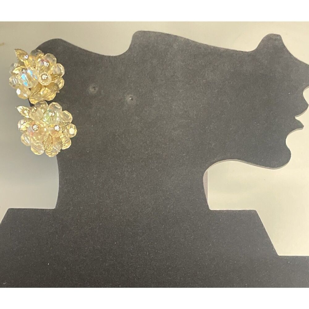 Vendome Coro Aurora‎ Borealis Womens Earrings Gold Tone Clip Screw Back Cluster